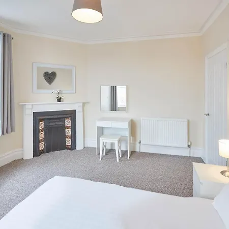 Host & - The Townhouse *