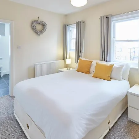 Host & - The Townhouse Holiday home Scarborough