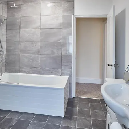 Host & - The Townhouse Scarborough